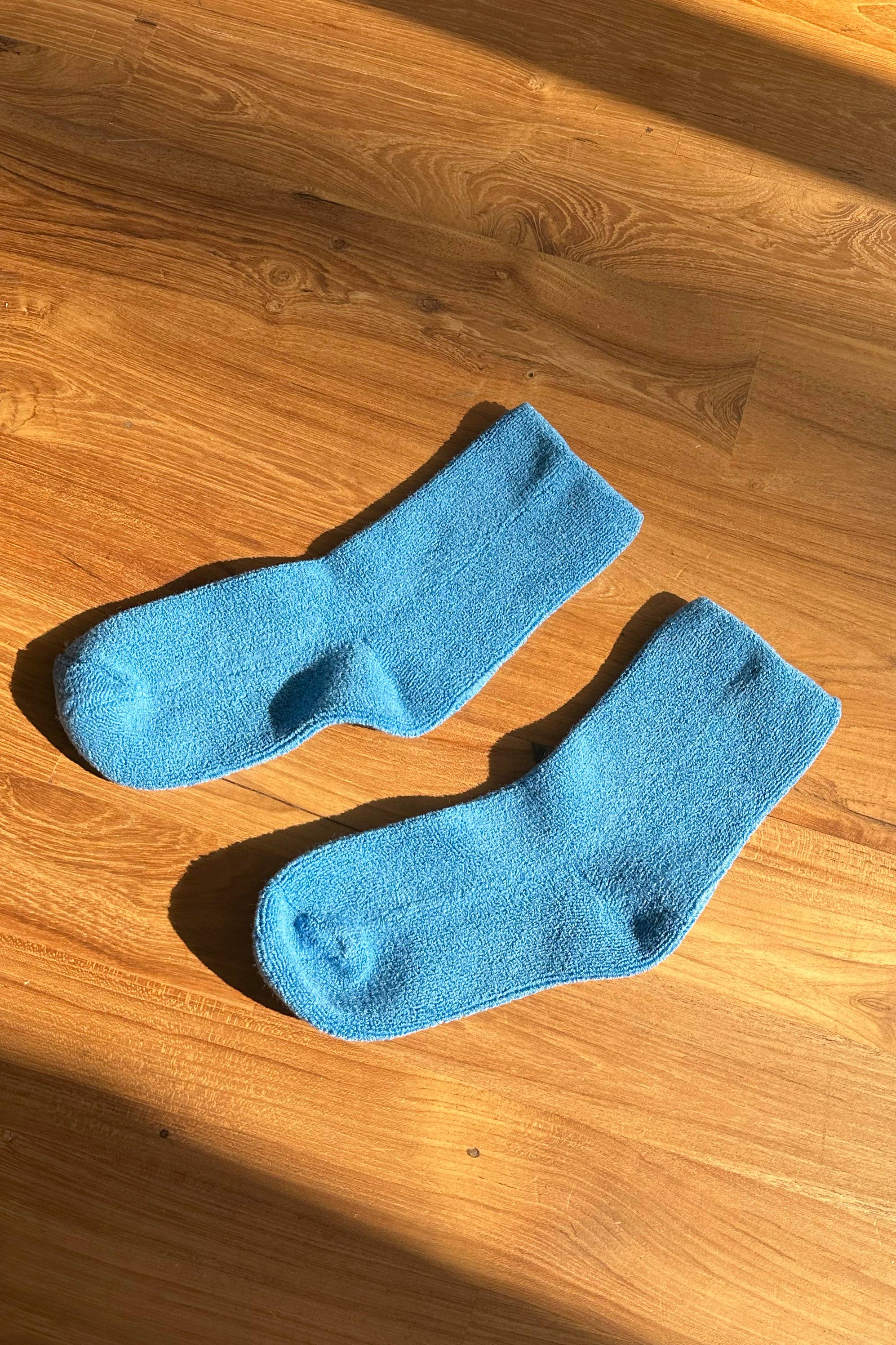 Le Bon Shoppe Cloud Socks: Cerulian